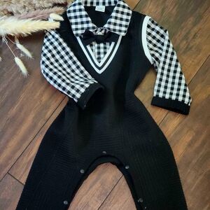 SHEIN Black and White Checkered Bodysuit